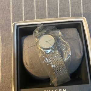 Skagen Women's Watch - Silver - Brand New - Never Worn - In Box